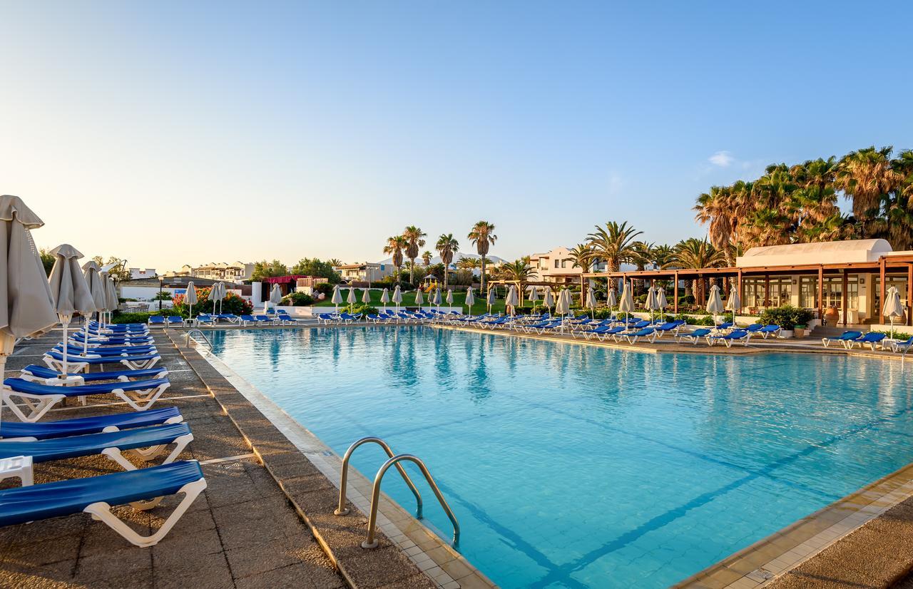 Annabelle Beach Resort ヘルソニソス エクステリア 写真